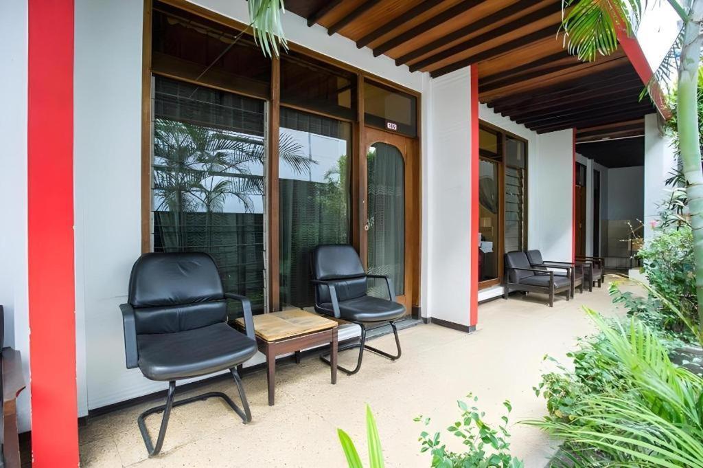 Super Oyo 1046 Omah Pathok Hotel Jogjakarta Buitenkant foto